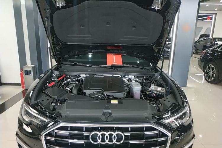 Used Audi A6L 2025 Revised 40 TFSI Luxury Dynamic Edition Engine Bay