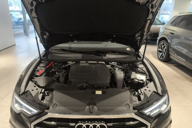 Used Audi A6L 2025 Restyled 45 TFSI quattro Prestige Dynamic Edition Engine Bay