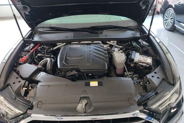 Used Audi A6L 2025 45 TFSI quattro Prestige Dynamic Edition Engine Bay