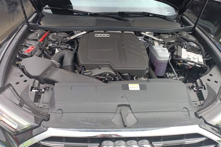 Used Audi A6L 2025 45 TFSI Prestige Dynamic Edition Engine Bay