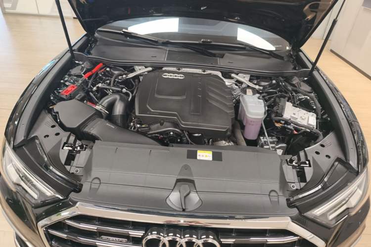 Used Audi A6L 2025 45 TFSI Prestige Dynamic Edition Engine Bay