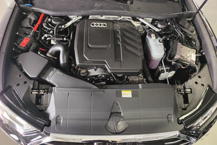 Used Audi A6L 2025 Restyled 45 TFSI quattro Prestige Dynamic Edition Engine Bay