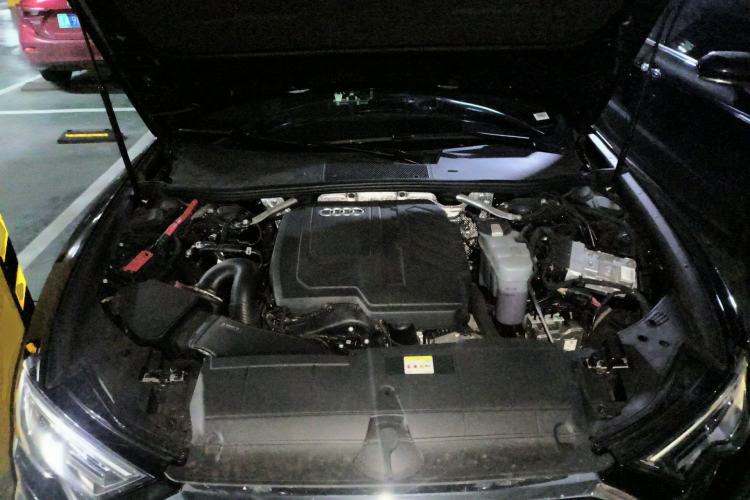 Used Audi A6L 2025 Revised 45 TFSI Prestige Dynamic Edition Engine Bay