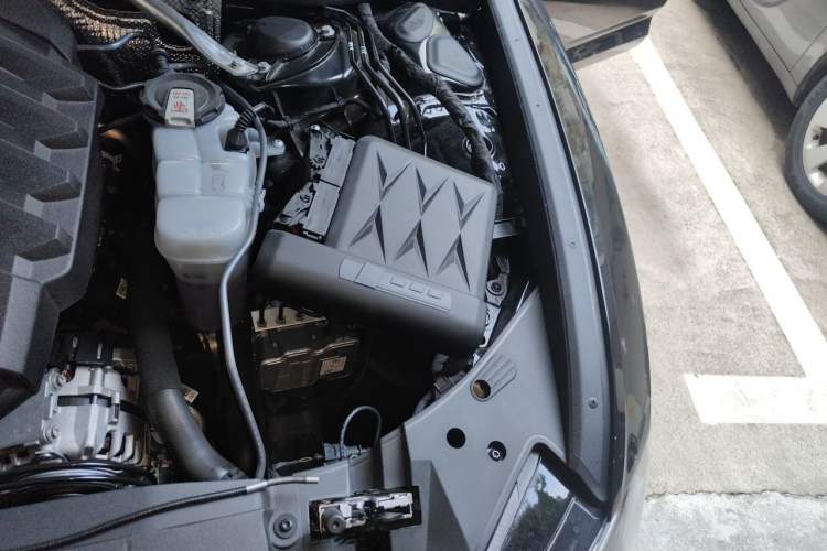 Used Audi A6L 2025 45 TFSI quattro Prestige Dynamic Edition Engine Bay Left