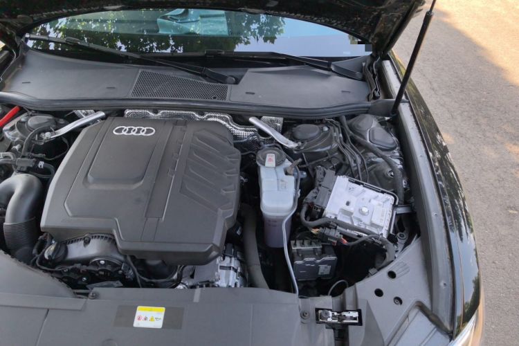 Used Audi A6L 2025 Restyled 45 TFSI quattro Prestige Dynamic Edition Engine Bay Left