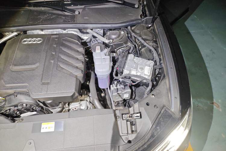 Used Audi A6L 2025 Restyled 45 TFSI quattro Prestige Dynamic Edition Engine Bay Left