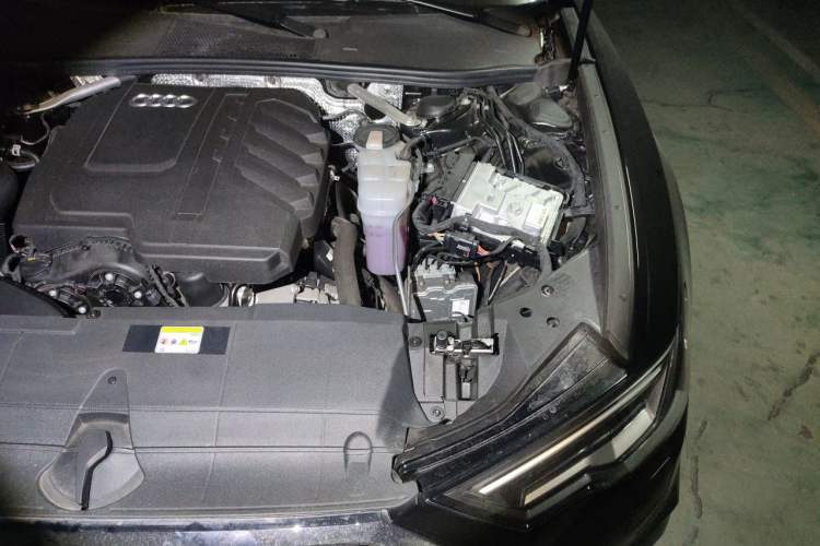 Used Audi A6L 2025 45 TFSI Prestige Dynamic Edition Engine Bay Left