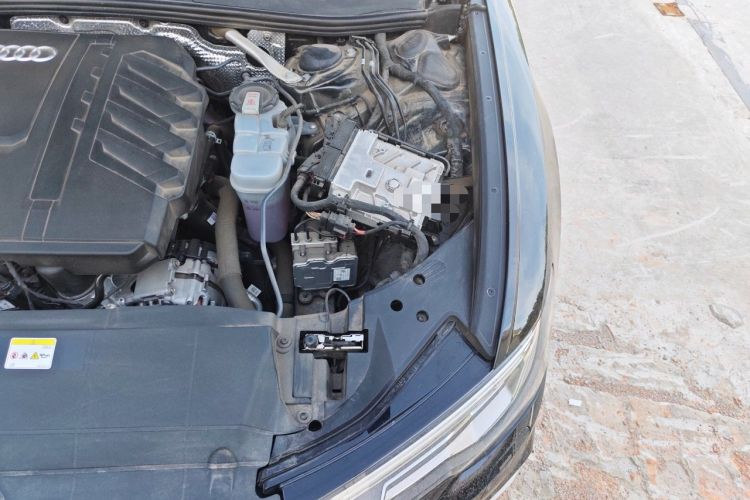 Used Audi A6L 2025 Restyled 45 TFSI quattro Prestige Dynamic Edition Engine Bay Left