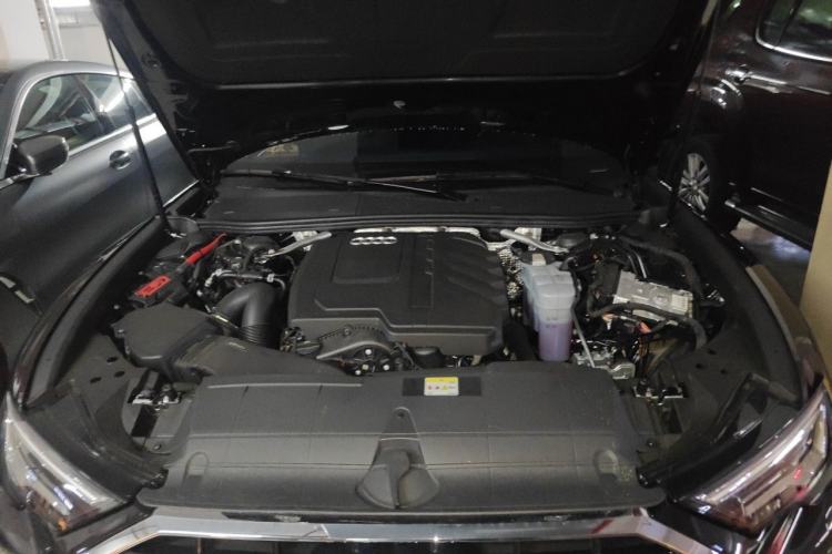 Used Audi A6L 2025 45 TFSI Prestige Dynamic Edition Engine Bay