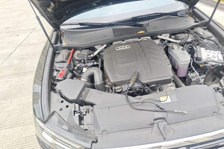 Used Audi A6L 2025 45 TFSI quattro Prestige Dynamic Edition Engine Bay Right