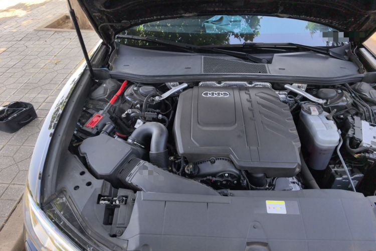 Used Audi A6L 2025 Restyled 45 TFSI quattro Prestige Dynamic Edition Engine Bay Right