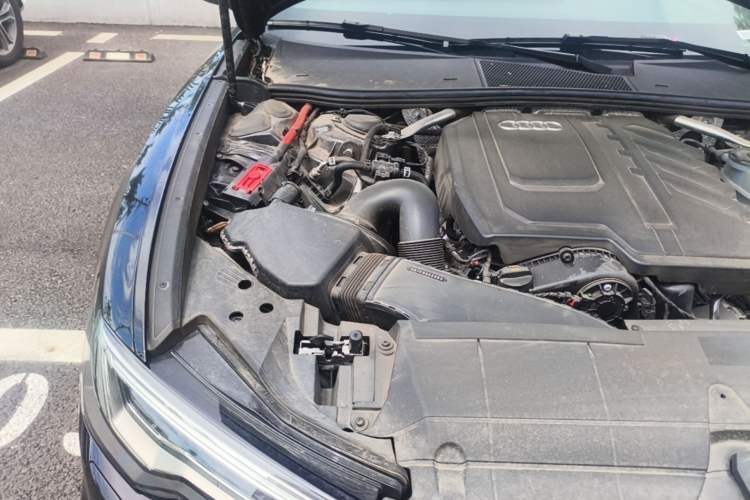 Used Audi A6L 2025 Revised 45 TFSI Prestige Dynamic Edition Engine Bay Right
