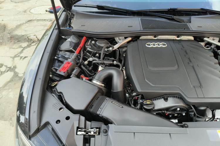 Used Audi A6L 2025 Restyled 45 TFSI quattro Prestige Dynamic Edition Engine Bay Right