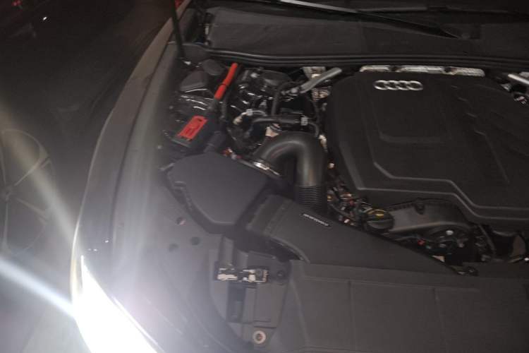 Used Audi A6L 2025 45 TFSI Prestige Dynamic Edition Engine Bay Right