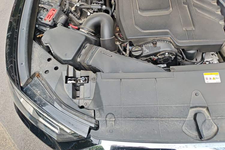 Used Audi A6L 2025 Revised 45 TFSI Prestige Dynamic Edition Engine Bay Right