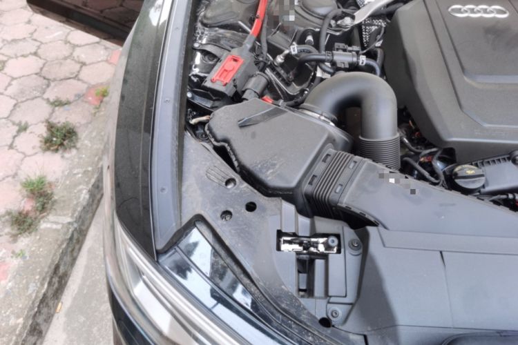 Used Audi A6L 2025 45 TFSI Prestige Dynamic Edition Engine Bay Right