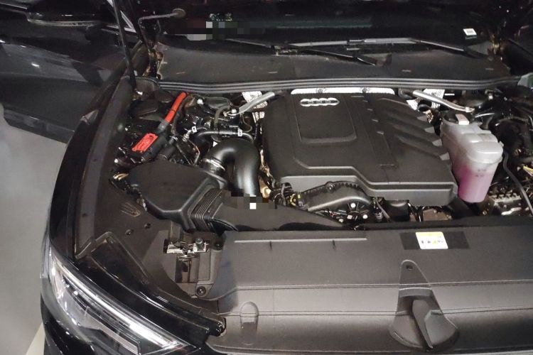 Used Audi A6L 2025 Revised 40 TFSI Luxury Dynamic Edition Engine Bay Right