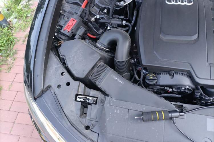Used Audi A6L 2025 45 TFSI Prestige Dynamic Edition Engine Bay Right