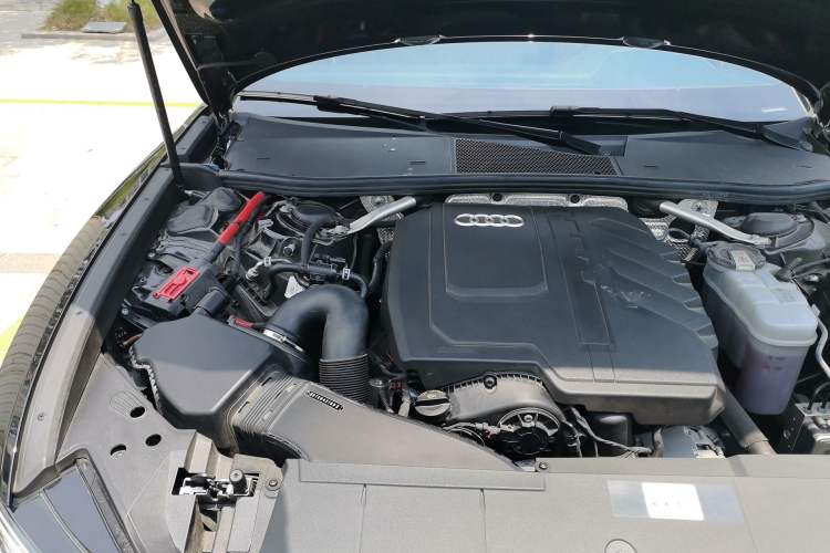 Used Audi A6L 2025 Revised 45 TFSI Prestige Dynamic Edition Engine Bay Right
