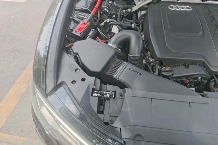 Used Audi A6L 2025 45 TFSI Prestige Dynamic Edition Engine Bay Right