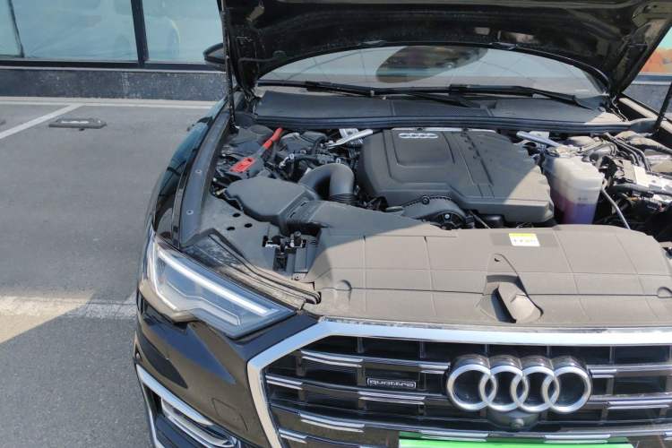 Used Audi A6L 2025 45 TFSI Prestige Dynamic Edition Engine Bay Right