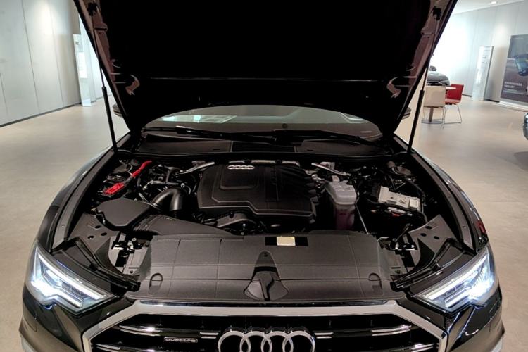 Used Audi A6L 2025 Revised 45 TFSI Prestige Dynamic Edition Engine Bay