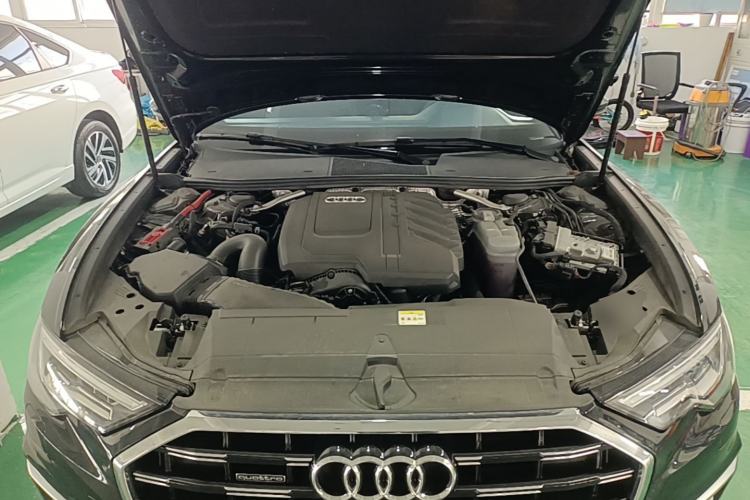 Used Audi A6L 2025 Revised 45 TFSI Prestige Dynamic Edition Engine Bay