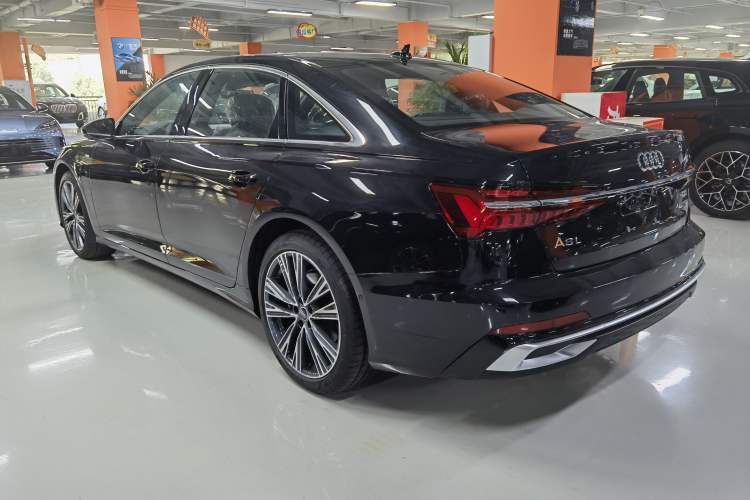 Used Audi A6L 2025 Revised 45 TFSI Prestige Dynamic Edition Exterior 3