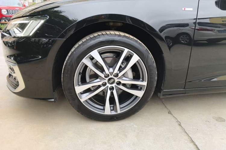 Used Audi A6L 2025 40 TFSI Luxury Dynamic Edition Exterior 4