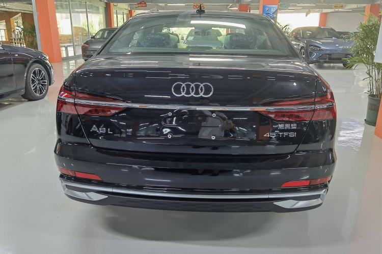 Used Audi A6L 2025 Revised 45 TFSI Prestige Dynamic Edition Exterior 5