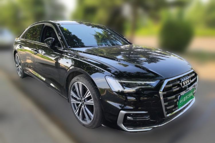Used Audi A6L 2025 Restyled 45 TFSI quattro Prestige Dynamic Edition Front Right 45 Deg