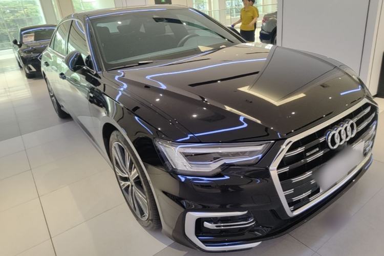 Used Audi A6L 2025 45 TFSI quattro Prestige Dynamic Edition Front Right 45 Deg