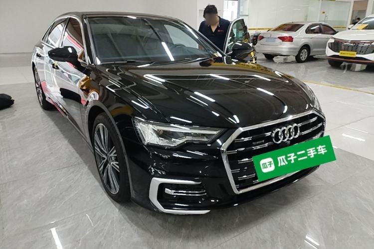Used Audi A6L 2025 Restyled 45 TFSI quattro Prestige Dynamic Edition Front Right 45 Deg