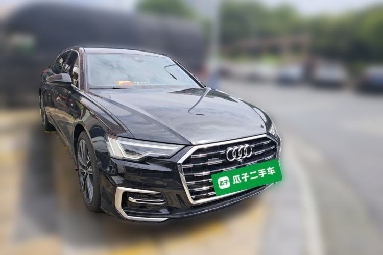 Used Audi A6L 2025 Restyled 45 TFSI quattro Prestige Dynamic Edition Front Right 45 Deg