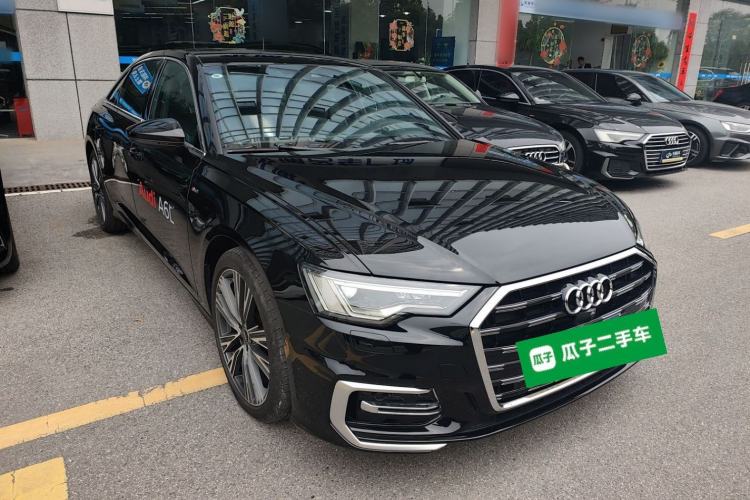 Used Audi A6L 2025 Revised 45 TFSI Prestige Dynamic Edition Front Right 45 Deg