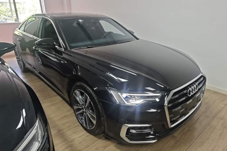 Used Audi A6L 2025 Revised 40 TFSI Luxury Dynamic Edition Front Right 45 Deg