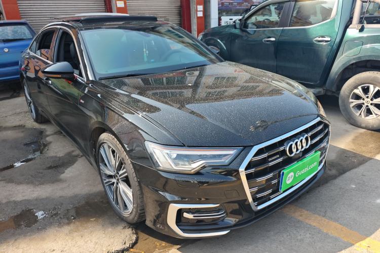 Used Audi A6L 2025 Restyled 45 TFSI quattro Prestige Dynamic Edition Front Right 45 Deg