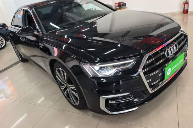 Used Audi A6L 2025 Revised 45 TFSI Prestige Dynamic Edition Front Right 45 Deg