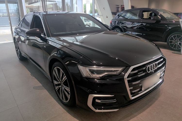 Used Audi A6L 2025 Restyled 45 TFSI quattro Prestige Dynamic Edition Front Right 45 Deg