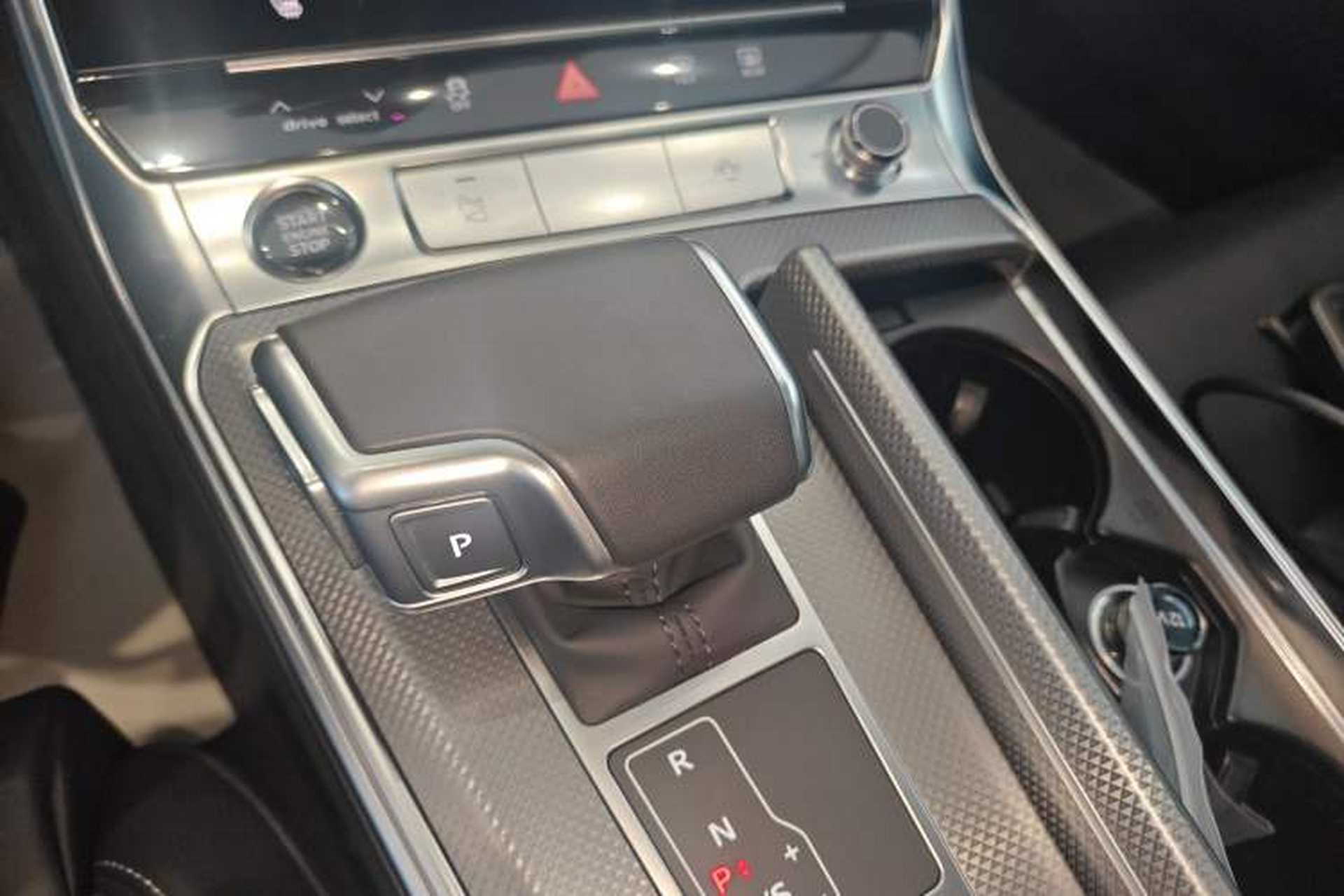 Used Audi A6L 2025 Revised 45 TFSI Prestige Dynamic Edition Gear Lever