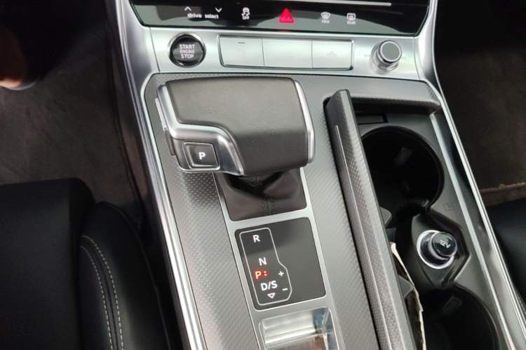 Used Audi A6L 2025 45 TFSI Prestige Dynamic Edition Gear Lever