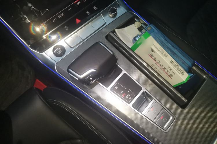 Used Audi A6L 2025 45 TFSI Prestige Dynamic Edition Gear Lever