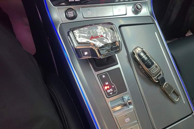 Used Audi A6L 2025 Revised 45 TFSI Prestige Dynamic Edition Gear Lever