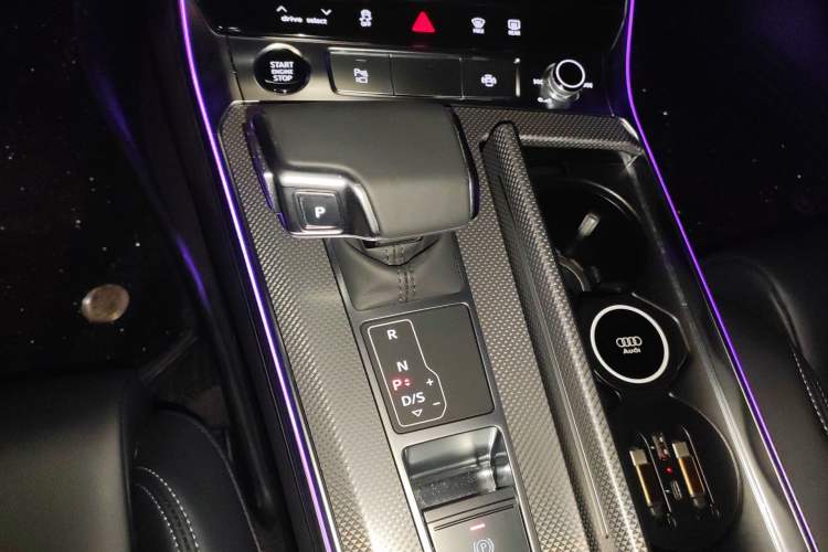 Used Audi A6L 2025 40 TFSI Luxury Dynamic Edition Gear Lever