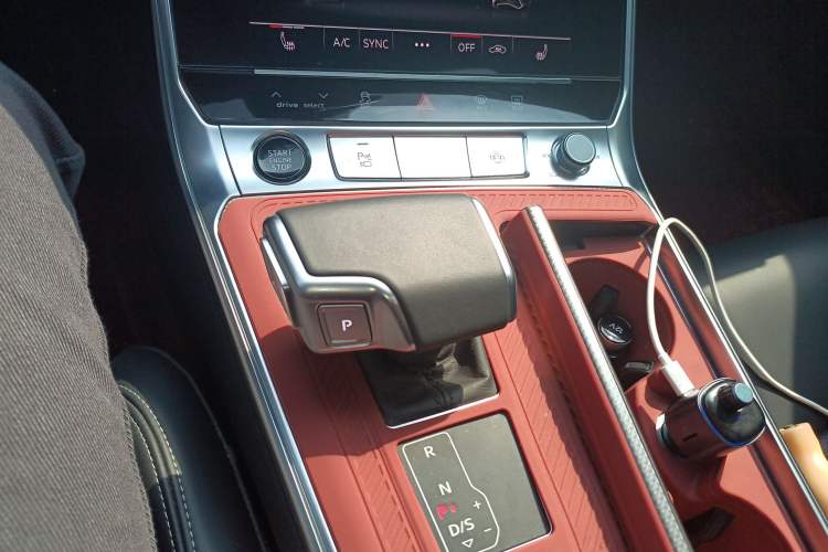 Used Audi A6L 2025 45 TFSI Prestige Dynamic Edition Gear Lever