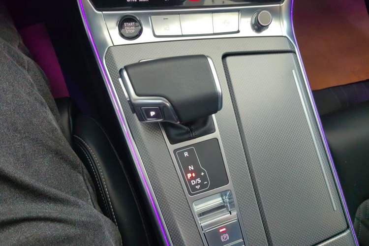 Used Audi A6L 2025 45 TFSI Prestige Dynamic Edition Gear Lever