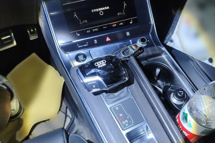 Used Audi A6L 2025 45 TFSI quattro Prestige Dynamic Edition Gear Lever