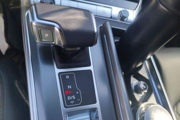 Used Audi A6L 2025 45 TFSI Prestige Dynamic Edition Gear Lever
