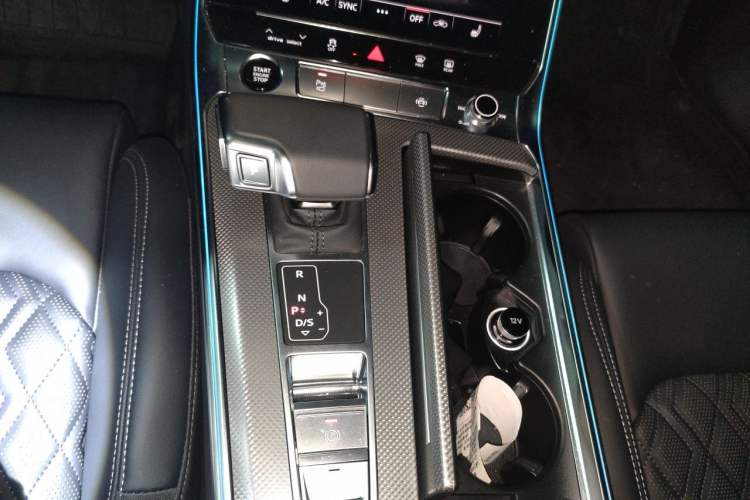 Used Audi A6L 2025 45 TFSI Prestige Dynamic Edition Gear Lever