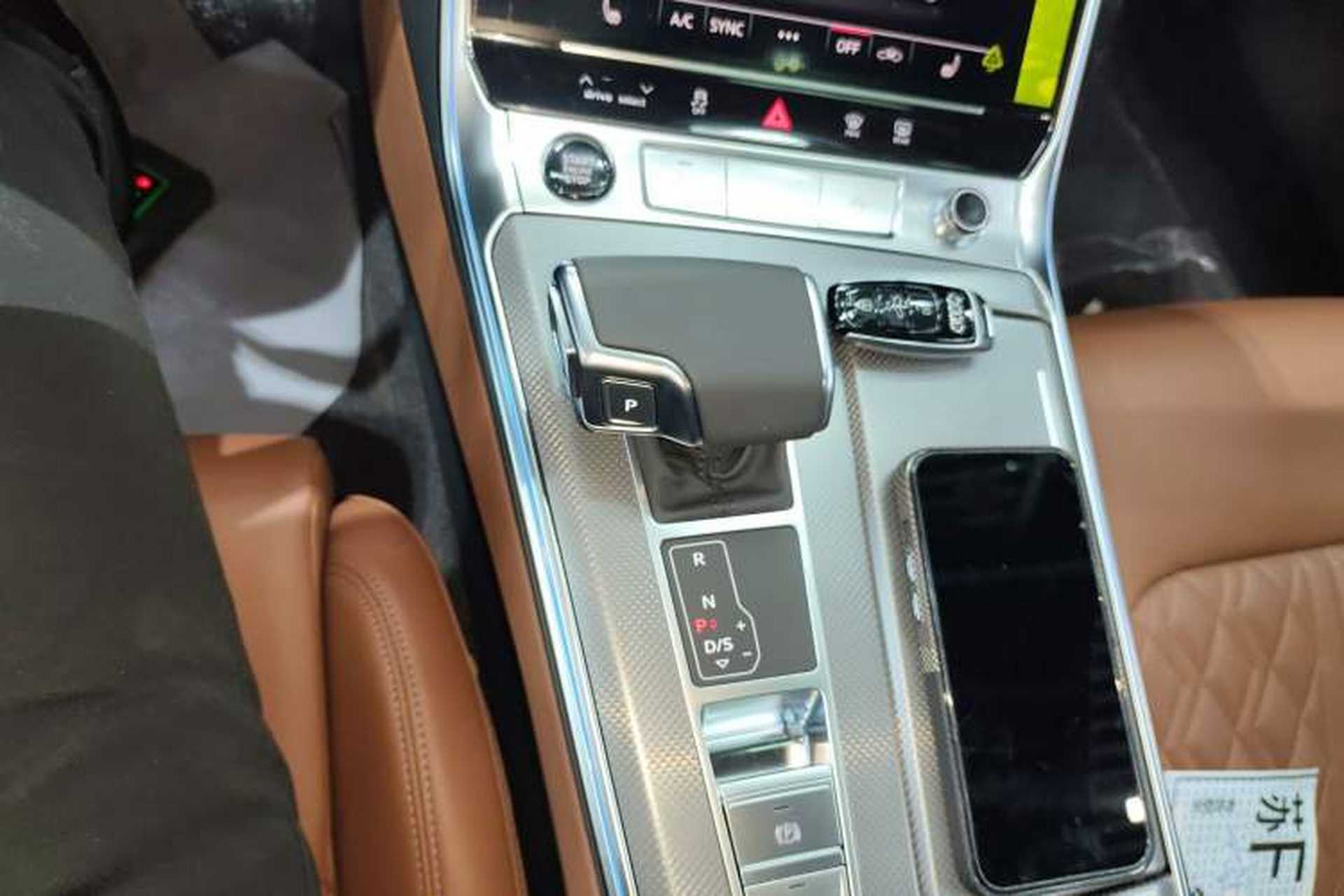 Used Audi A6L 2025 45 TFSI Prestige Dynamic Edition Gear Lever